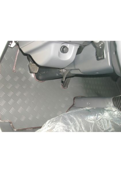 Isuzu Nlr 2016 Paspas 237834406