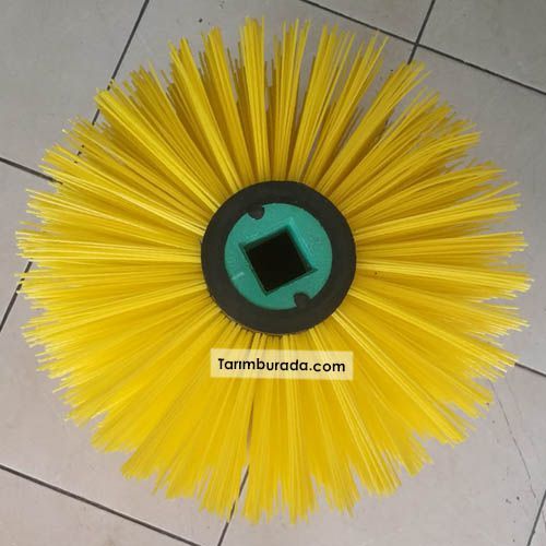 Hayvan Kaşıma Fırçası  690x420 cm