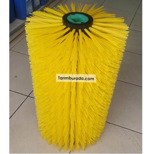 Hayvan Kaşıma Fırçası  690x420 cm