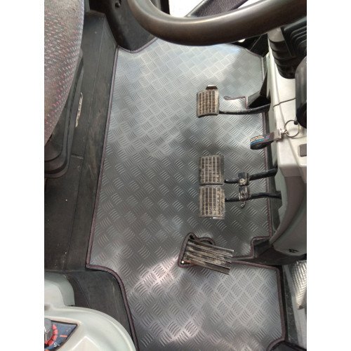 Massey Ferguson 5400 Serisi Traktör Paspas