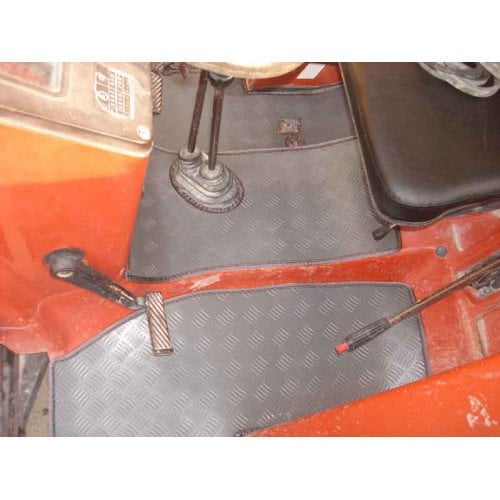 Tümosan 6080  Model Traktör Paspas