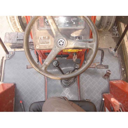 Tümosan 6080  Model Traktör Paspas