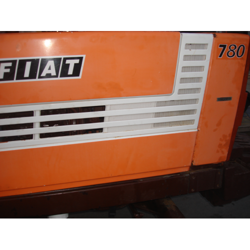 Tümosan 780  Model Traktör Paspas