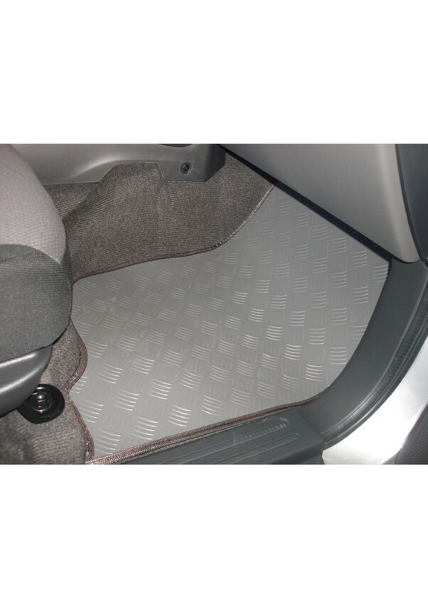 Mitsubishi L200 Çift Kabin 2016 Paspas 238834559